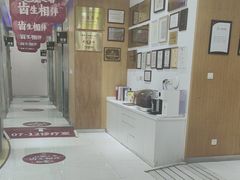 -雅悦齿科(顾村公园店)