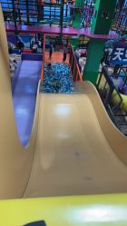 -欧酷世界动力星球(王府井奥莱UP TOWN店)