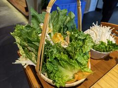-野山舂·贵州现舂酸汤牛肉(鸿通城店)