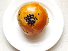 蛋黄酥-西村叔叔的店·面包·甜品·蛋糕(清河万象汇店)