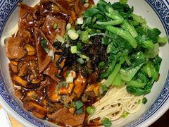 蛤蜊猪肝面-沪西老弄堂面馆(定西路店)