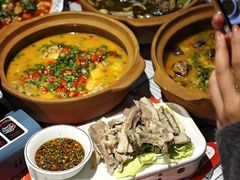 -李双猪·小龙虾·烧烤·羊肉煲(乐山店)