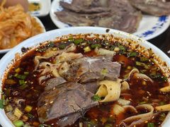 -吾穆勒蓬灰牛肉面·清真(北滨河中路店)