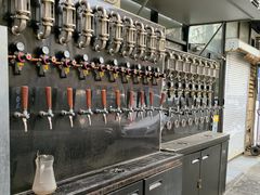 -老东镇啤酒屋海鲜加工·蒸汽海鲜·海鲜烧烤(台东店)