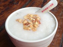 -海口骑楼小吃街