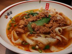-顺溜·手工刀削面·黑金店(铜锣湾店)