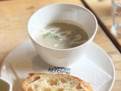 招牌奶油蘑菇汤-UPPER KITCHEN(延安路店)