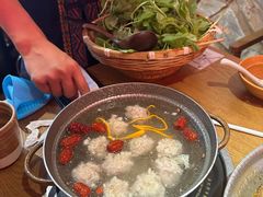 -吃饭皇帝大(合生汇店)