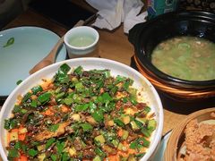-九锅一堂酸菜鱼(新南凯德直营店)
