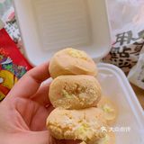 虎头局也太好吃了吧，一口一个榴莲麻薯超满足～