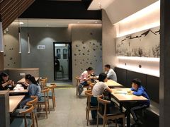 大堂-苗乡米线(建军路店)