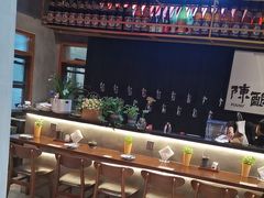 -8PINTS八品脱·日料·烧鸟·精酿小酒馆(莘庄店)