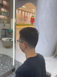 -苏豪路易士·嘉玛发廊