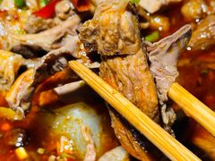 -大众跷脚牛肉馆·非遗传承单位(峨眉山店)
