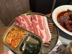-草家酱蟹炭火烤肉店(珲春南路一店)