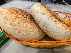 麻酱烧饼-清真喜兰老丁羊汤特色小吃