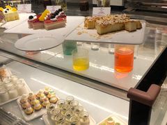 -飨食汇全日制餐厅·昆山皇冠假日酒店(九方店)