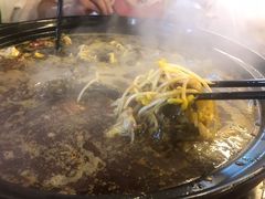 黄豆芽-金海椒罐罐鲢鱼(东方桂苑店)