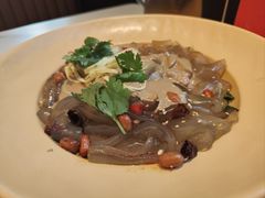 爽口拉皮-锅当当铁锅炖烀饼王(长泰广场店)