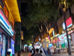 露天位-石灰市毛记烧鸡公(解放碑店)