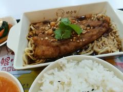 -鲲少爷烤鱼饭.螺蛳粉·清真(爱琴海店)