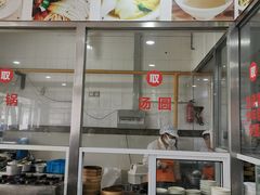 -老西白点心店