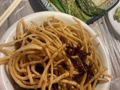 皮蛋拌馓子-可可大虾武汉土菜大排档(万松园1店)