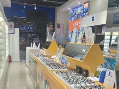 -诺柯视眼镜-蔡司依视路官方工厂店(淞南一店)