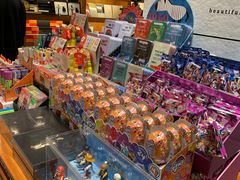 零售区-西西弗书店·矢量咖啡(新光天地店)