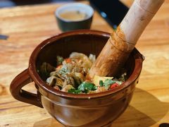 -老滇山寨•云南特色菜•地方菜•民族风情歌舞表演(金碧店)