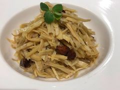 笋丝-马仕玖煲·融合菜·酥不腻烤鸭(人大店)