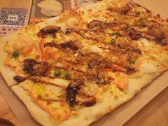 和风慢煮海鲜披萨-必胜客(东营万达店)