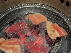 -山川小町·极番烧肉(新地假日广场店)