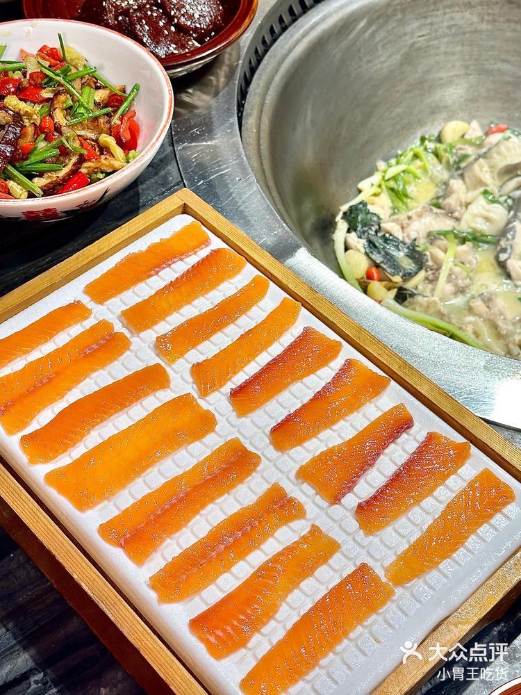 来郴州一定要打卡的柴火鱼真的太好吃啦