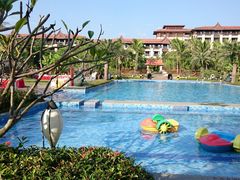 -西双版纳融创皇冠假日度假酒店