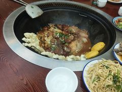 -小媳妇铁锅炖鱼(世博园店)
