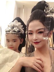 -盘子女人坊古装写真摄影(厦门总店)