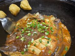 -鱼窝棚柴火铁锅炖(富山屯店)