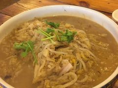 -闯关东东北农家菜(崂山石老人店)