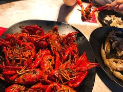 -沪小胖小龙虾(淮海中路旗舰店)