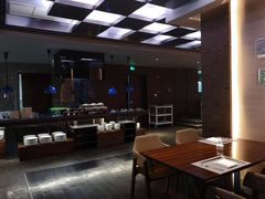 -BLU 全日制餐厅(上海安曼纳卓悦酒店)