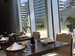 靠窗位-彩丰楼·中餐厅(国家会展中心上海洲际店)