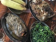 -御霞苑泥烩鸡休闲农庄