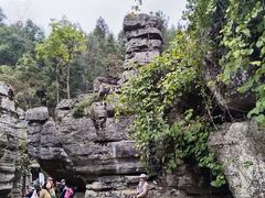 -梭布垭石林景区