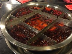 -邓莽子老火锅(中兴路总店)