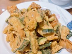 老油条拌黄瓜-春水锅贴·传统鲁菜(大明湖店)