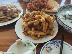 -美顺香食府鱼头老店(雪野湖店)
