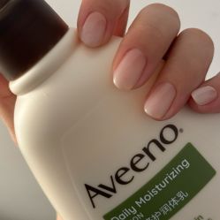 -UN·桃喜日系美睫美甲