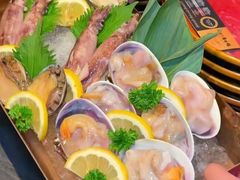 -牛YO寿喜烧·铁板烧和牛火锅自助(市府恒隆店)