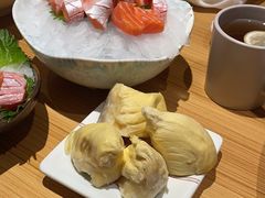 -花和海鲜自助(梅江店)